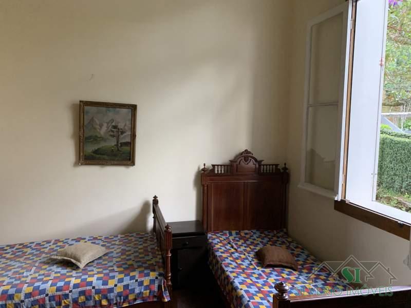 Casa à venda e aluguel com 5 quartos, 200m² - Foto 22