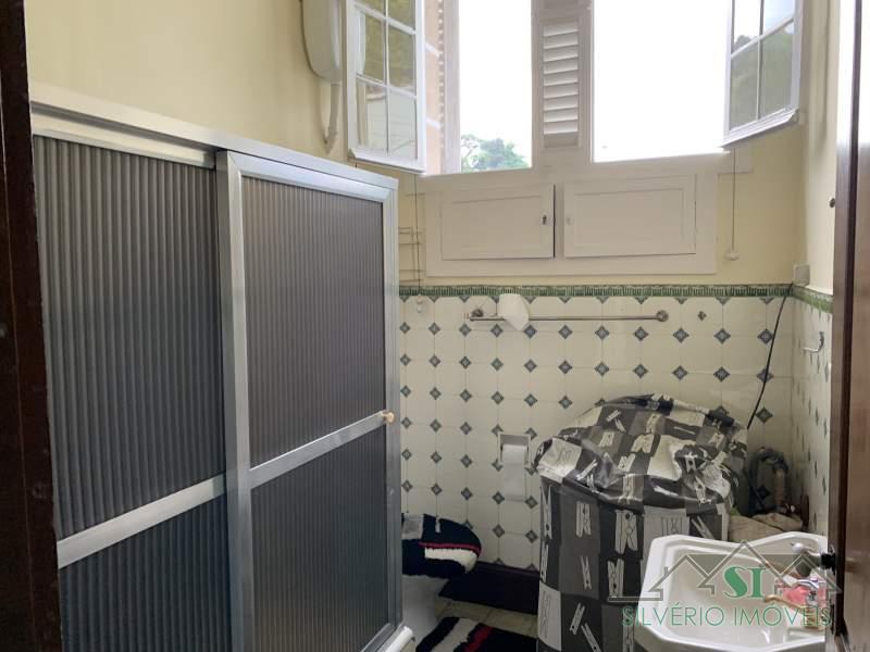 Casa à venda e aluguel com 5 quartos, 200m² - Foto 29
