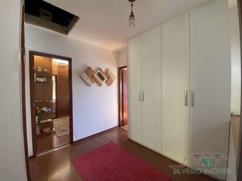Casa à venda com 3 quartos, 172m² - Foto 12