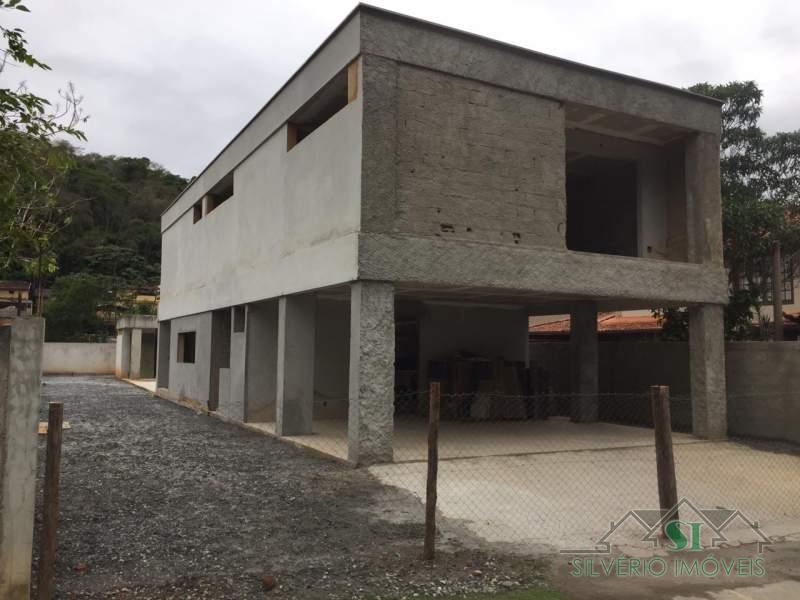Casa à venda com 5 quartos, 310m² - Foto 6