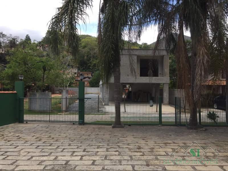 Casa à venda com 5 quartos, 310m² - Foto 8