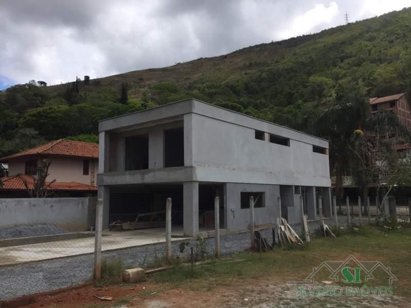 Casa à venda com 5 quartos, 310m² - Foto 9