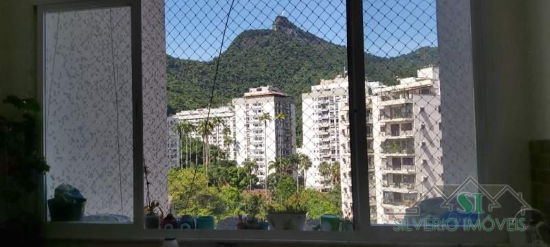 Apartamento à venda com 3 quartos, 140m² - Foto 12