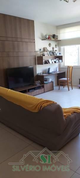 Apartamento à venda com 3 quartos, 140m² - Foto 2
