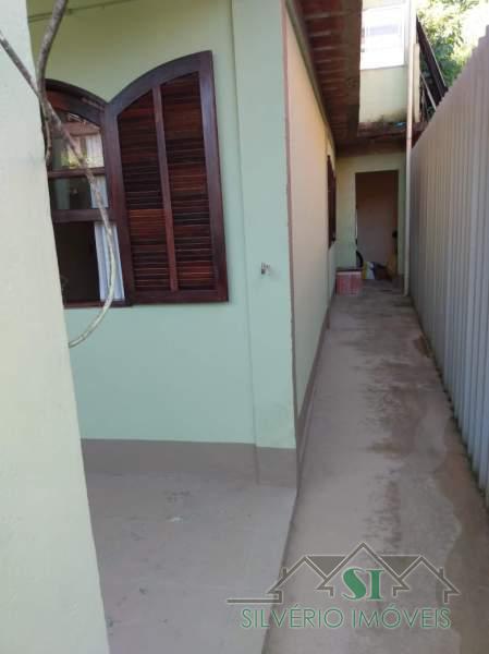 Casa à venda com 2 quartos, 75m² - Foto 3