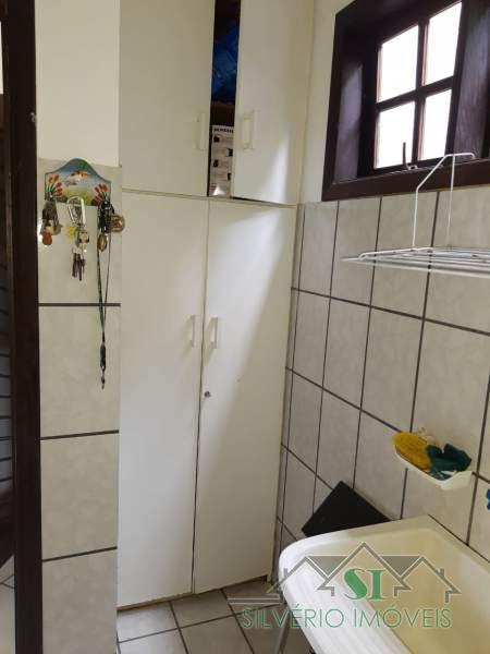Casa à venda com 4 quartos, 280m² - Foto 3