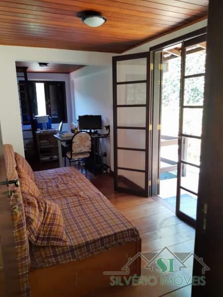 Casa à venda com 4 quartos, 280m² - Foto 12