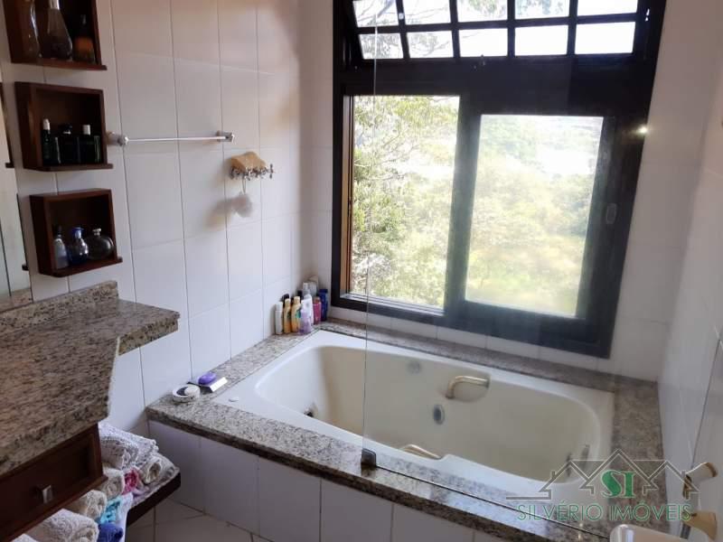 Casa à venda com 4 quartos, 280m² - Foto 19