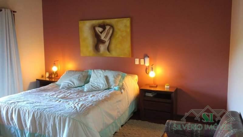Casa à venda com 4 quartos, 280m² - Foto 14