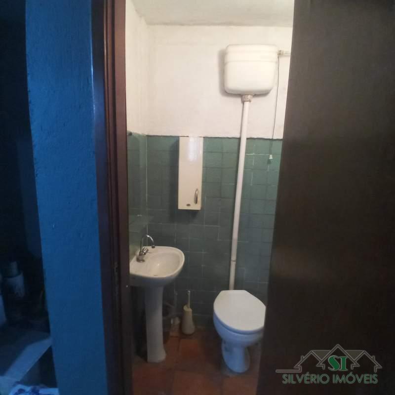 Casa à venda com 3 quartos, 147m² - Foto 3