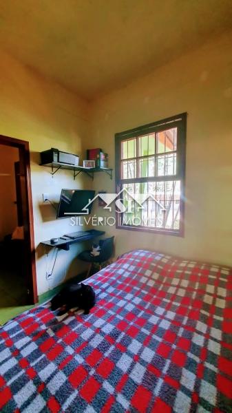 Casa à venda com 4 quartos, 186m² - Foto 14