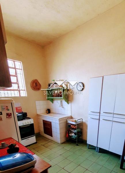 Casa à venda com 4 quartos, 186m² - Foto 18