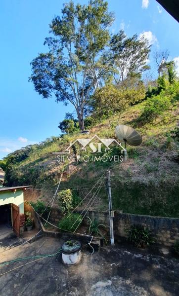 Casa à venda com 4 quartos, 186m² - Foto 28