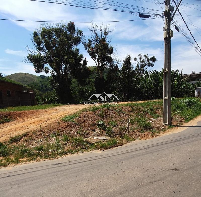 Casa à venda com 4 quartos, 186m² - Foto 42