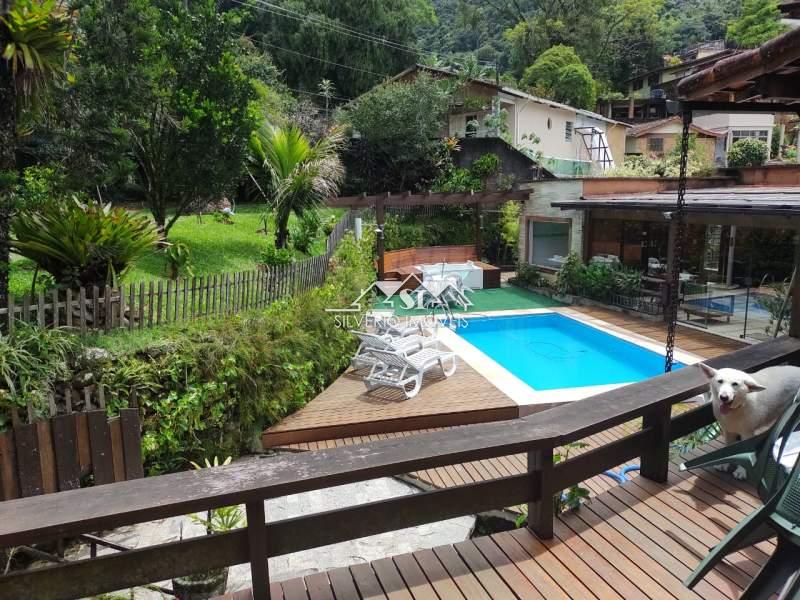 Casa à venda com 4 quartos, 400m² - Foto 6