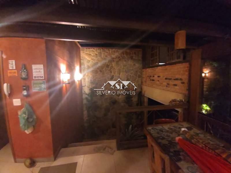 Casa à venda com 4 quartos, 400m² - Foto 14