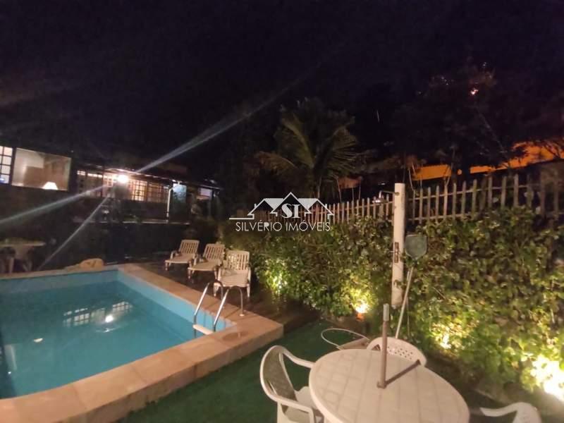 Casa à venda com 4 quartos, 400m² - Foto 15
