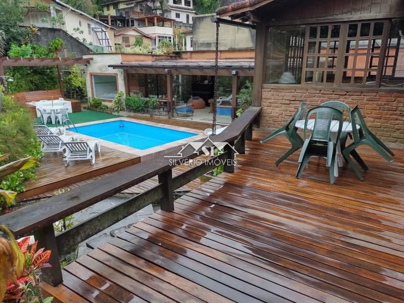 Casa à venda com 4 quartos, 400m² - Foto 16