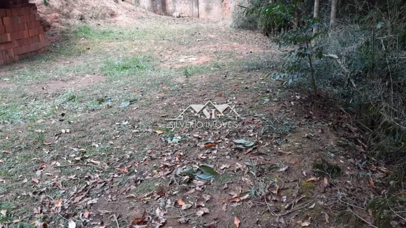 Terreno em Araras - Petrópolis/RJ 