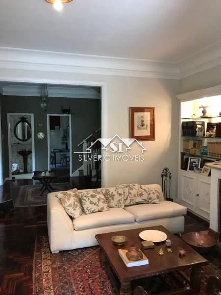Casa para alugar com 1 quarto, 314m² - Foto 11