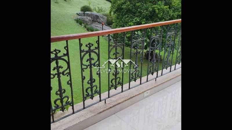 Casa à venda com 6 quartos, 700m² - Foto 7