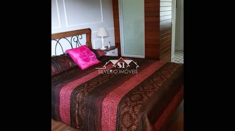 Casa à venda com 6 quartos, 700m² - Foto 10