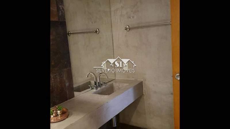 Casa à venda com 6 quartos, 700m² - Foto 22