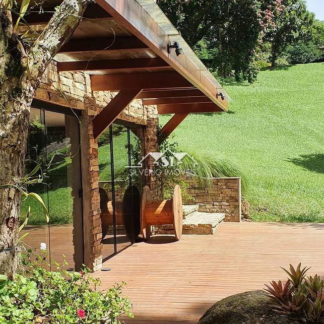 Casa à venda com 6 quartos, 700m² - Foto 30