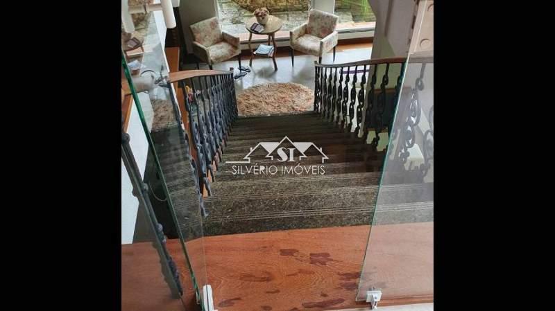 Casa à venda com 6 quartos, 700m² - Foto 39