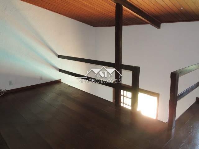 Casa à venda com 5 quartos, 335m² - Foto 11