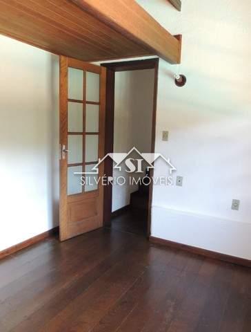 Casa à venda com 5 quartos, 335m² - Foto 12