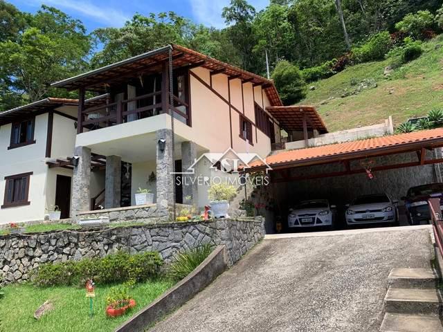 Casa em Itaipava - Petrópolis/RJ  - 3 Quartos