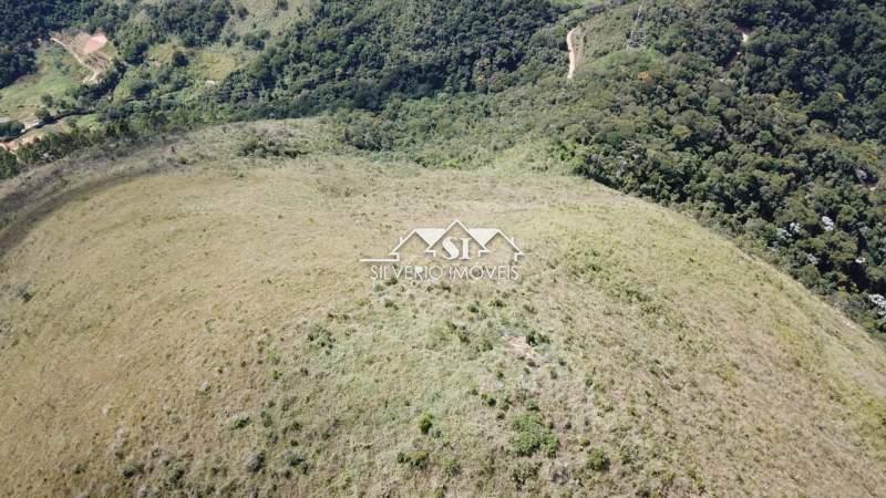 Terreno em Nogueira - Petrópolis/RJ 