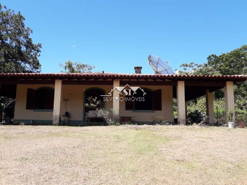 Casa à venda com 2 quartos, 250m² - Foto 2