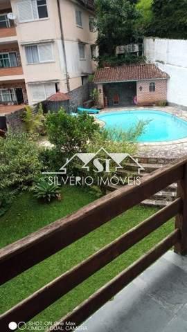 Casa à venda com 7 quartos, 260m² - Foto 2