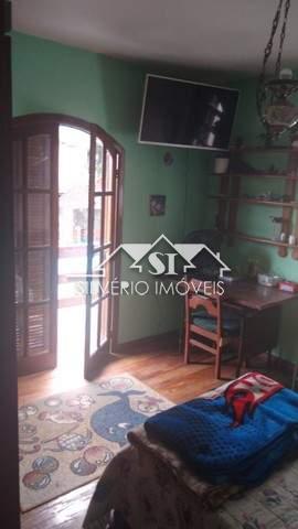 Casa à venda com 7 quartos, 260m² - Foto 4
