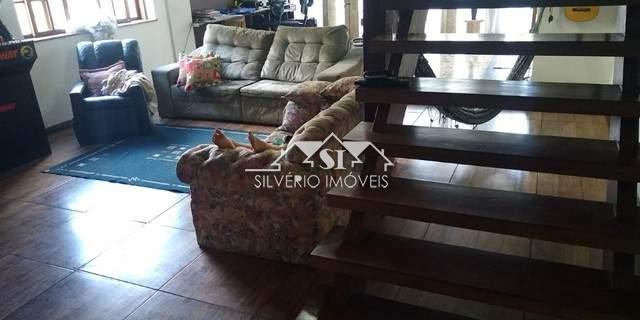 Casa à venda com 7 quartos, 260m² - Foto 6