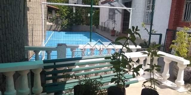 Casa à venda com 7 quartos, 260m² - Foto 10