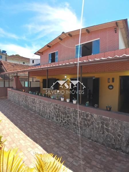 Casa à venda com 3 quartos, 80m² - Foto 6