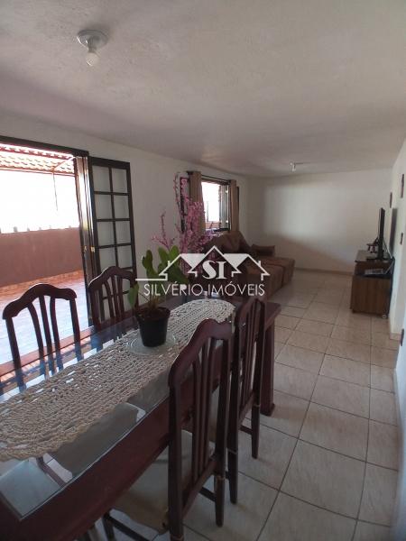 Casa à venda com 3 quartos, 80m² - Foto 15