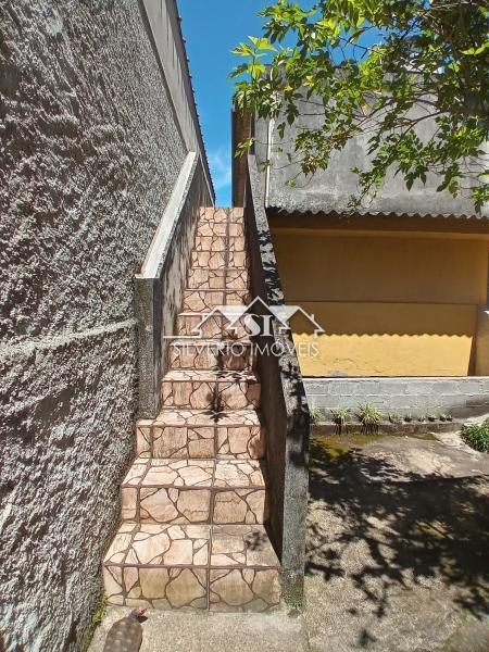 Casa à venda com 3 quartos, 80m² - Foto 29