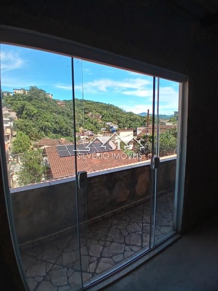 Casa à venda com 3 quartos, 80m² - Foto 28