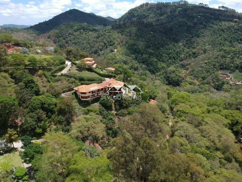 Casa à venda com 6 quartos, 474m² - Foto 17