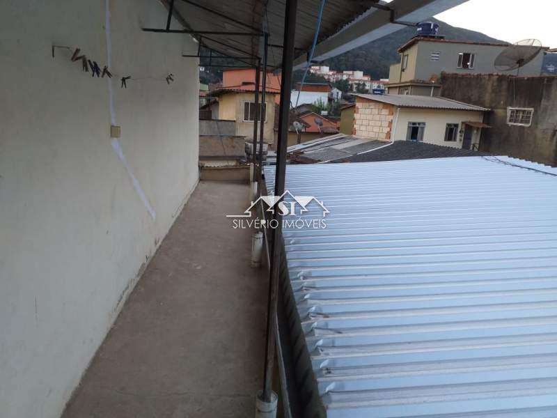 Casa à venda com 3 quartos, 398m² - Foto 17