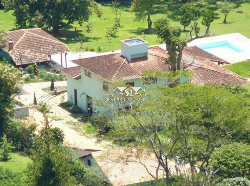 Sítio em Araras - Petrópolis/RJ  - 5 Quartos