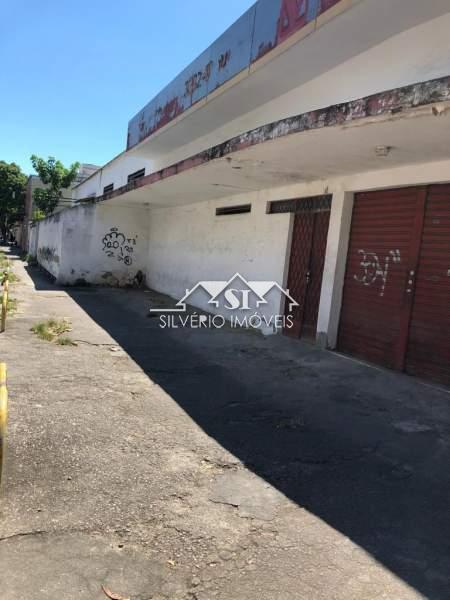 Depósito-Galpão-Armazém à venda, 631m² - Foto 9