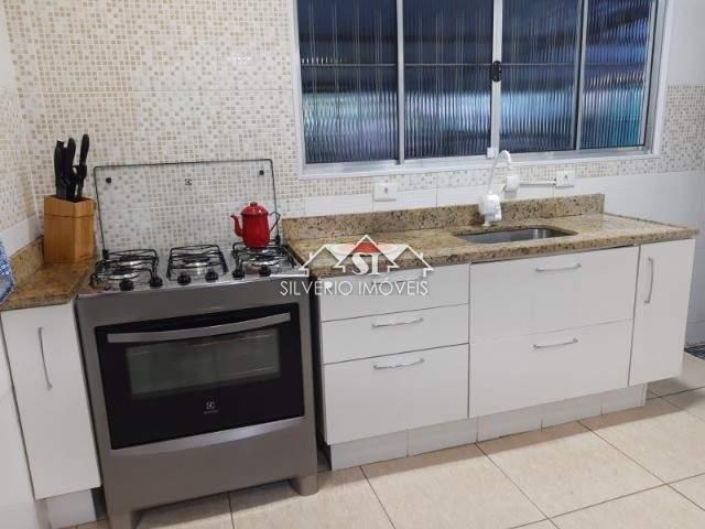 Casa à venda com 5 quartos, 300m² - Foto 8