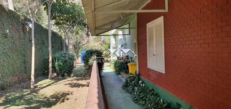 Casa à venda com 5 quartos, 890m² - Foto 8