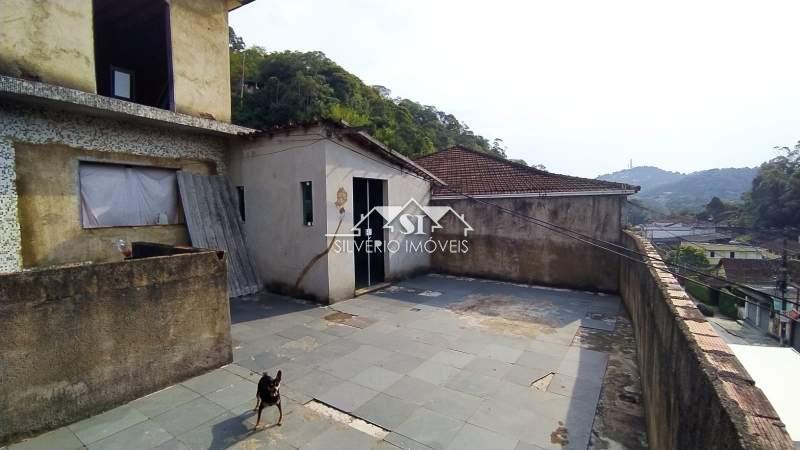 Casa à venda com 3 quartos, 200m² - Foto 4