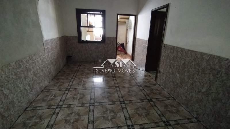 Casa à venda com 3 quartos, 200m² - Foto 8